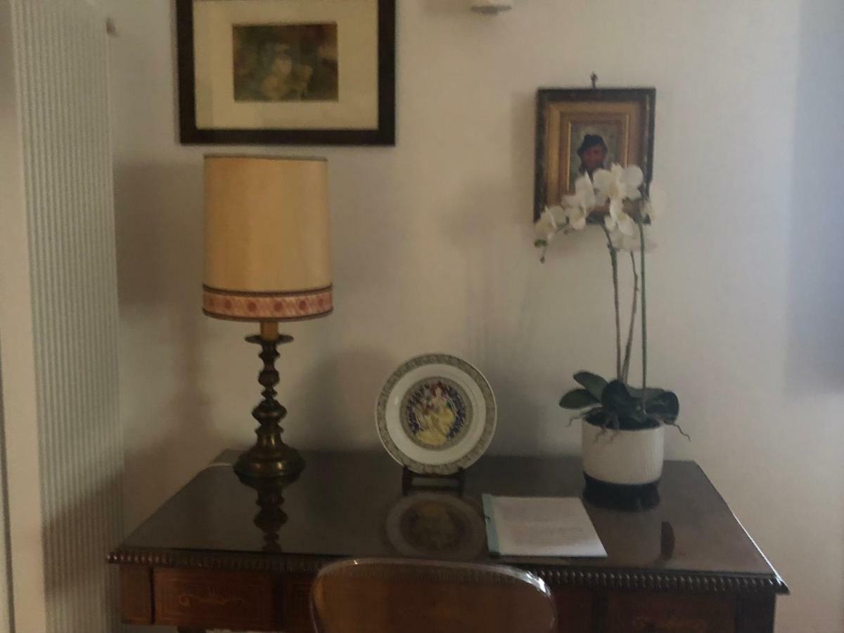 Casa Clo Alla Cattedrale Palermo Luaran gambar