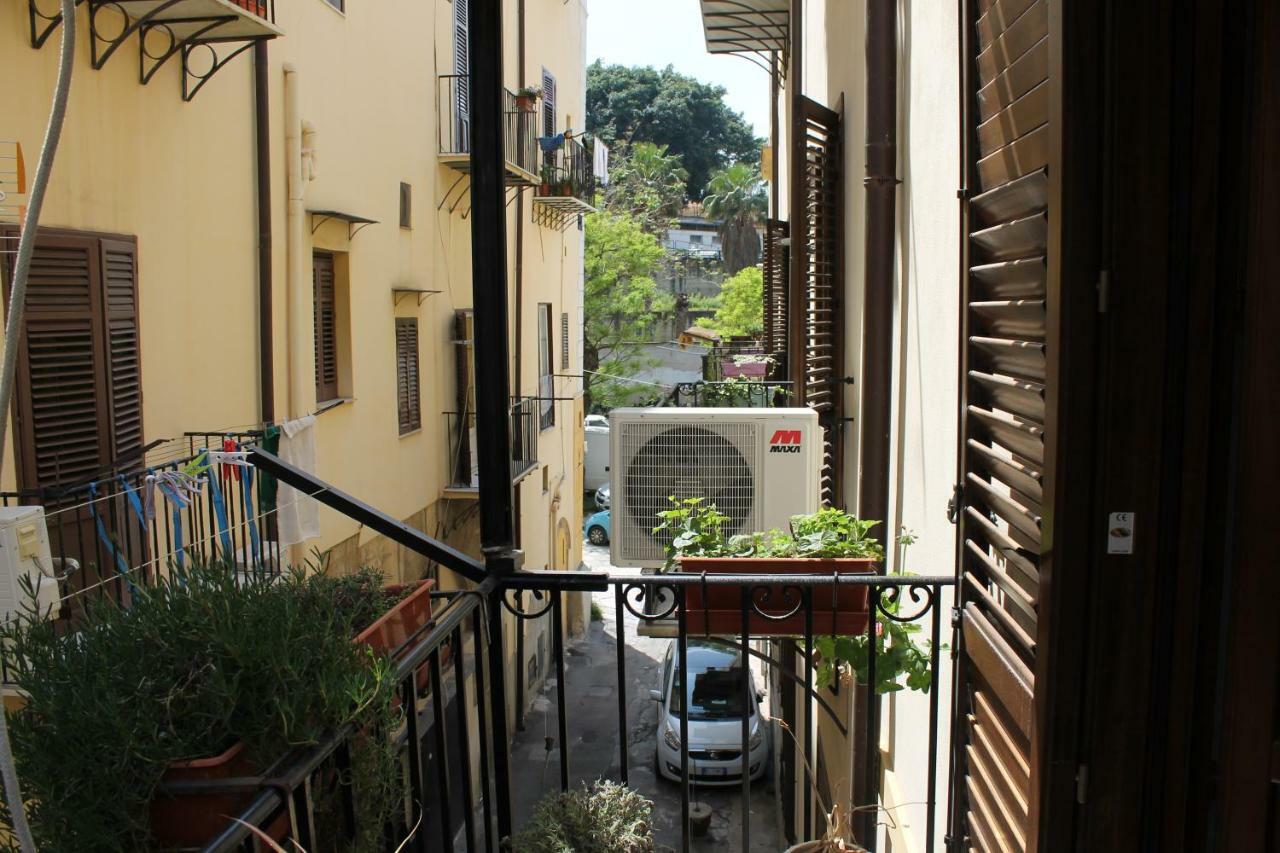Casa Clo Alla Cattedrale Palermo Luaran gambar