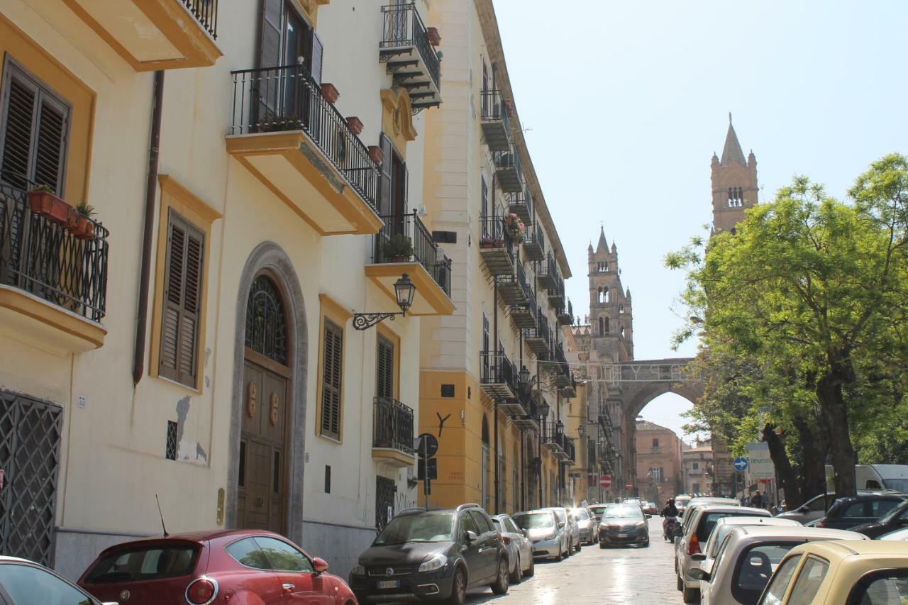 Casa Clo Alla Cattedrale Palermo Luaran gambar