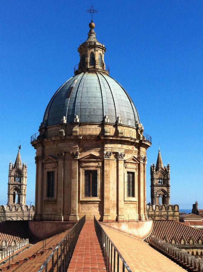 Casa Clo Alla Cattedrale Palermo Luaran gambar